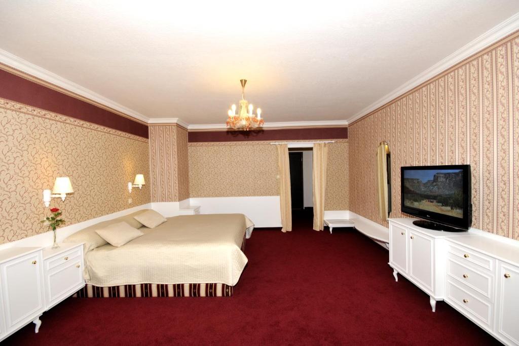 Hotel Ostrov Nymburk Oda fotoğraf