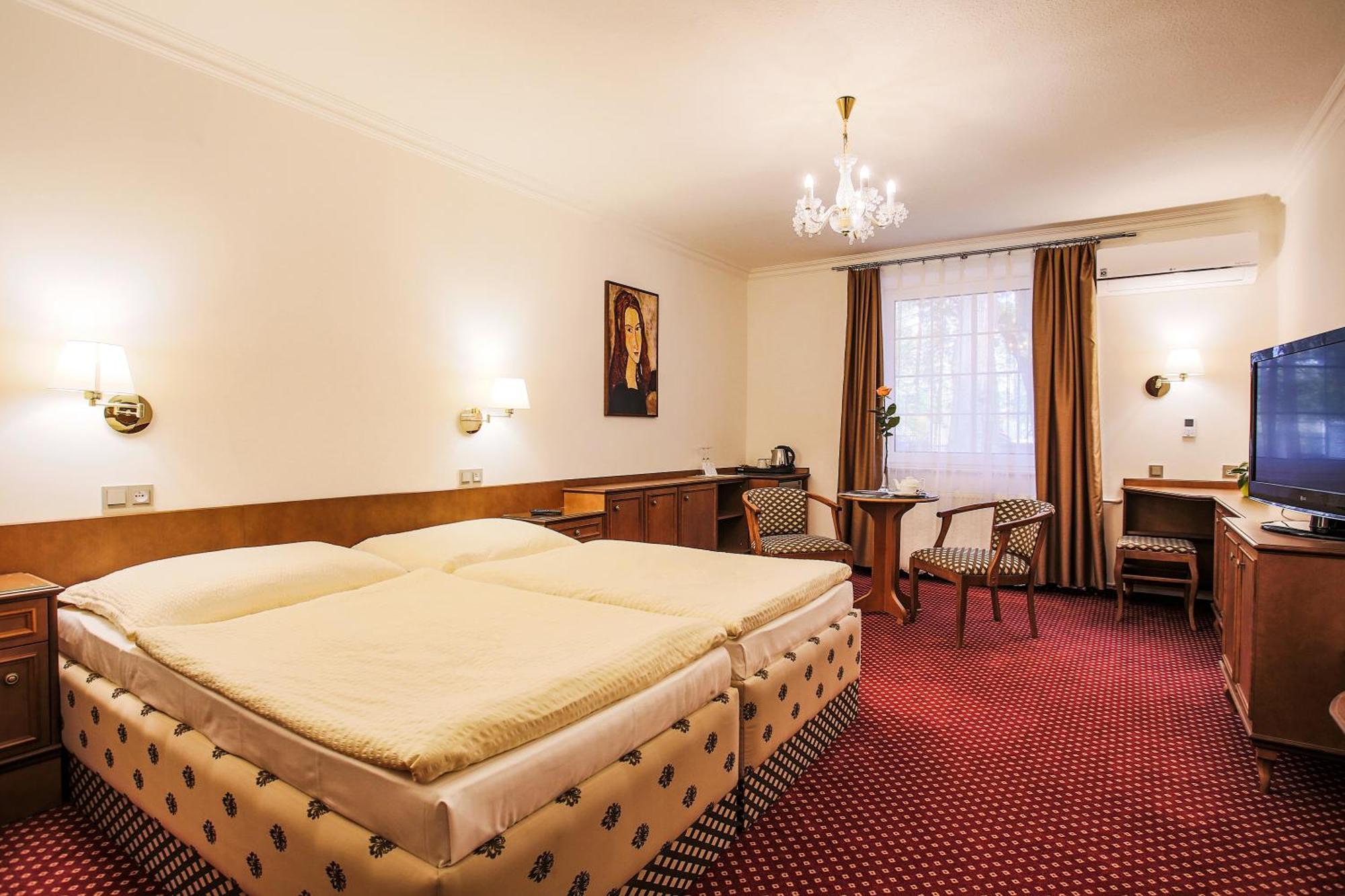 Hotel Ostrov Nymburk Dış mekan fotoğraf