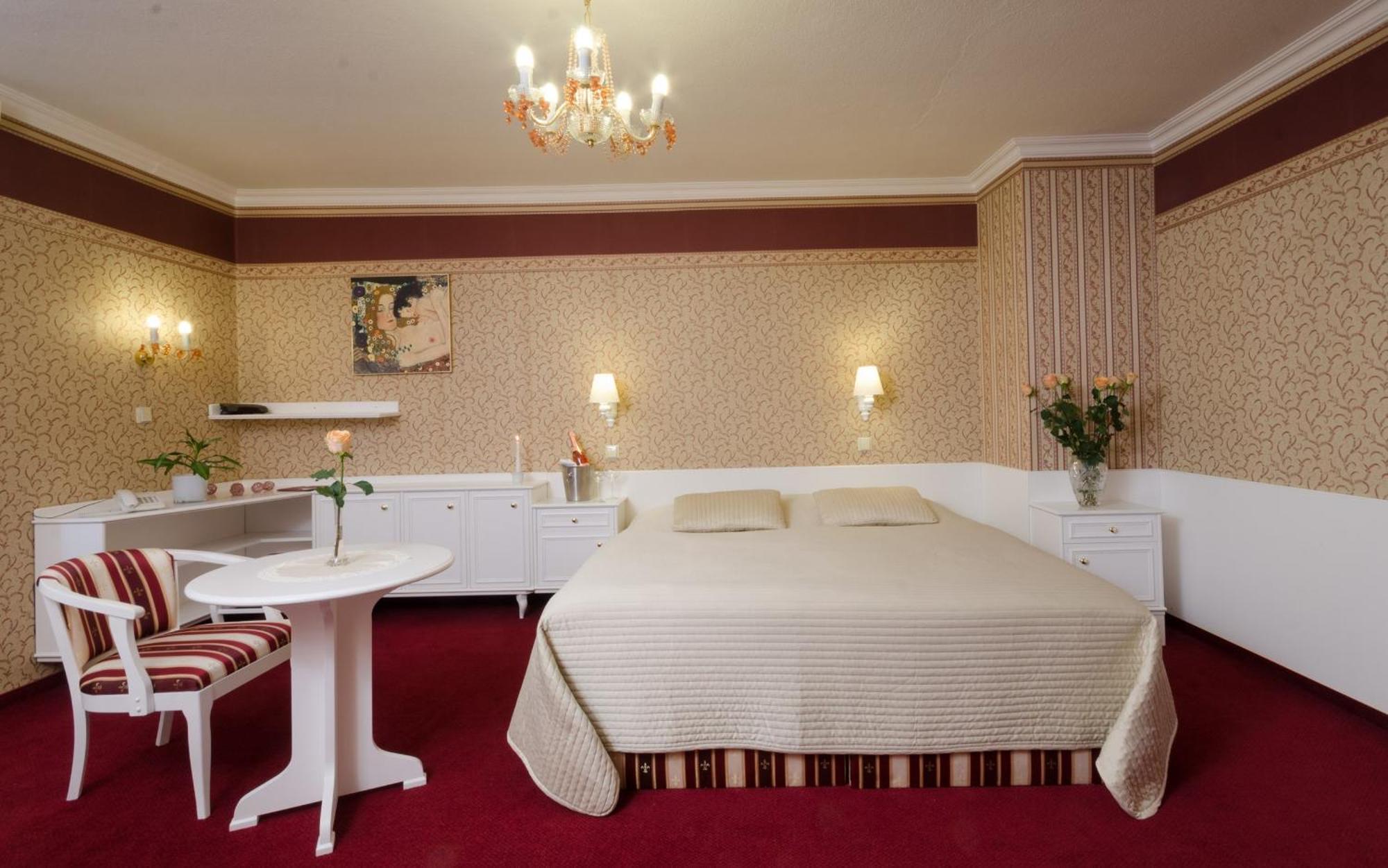 Hotel Ostrov Nymburk Dış mekan fotoğraf