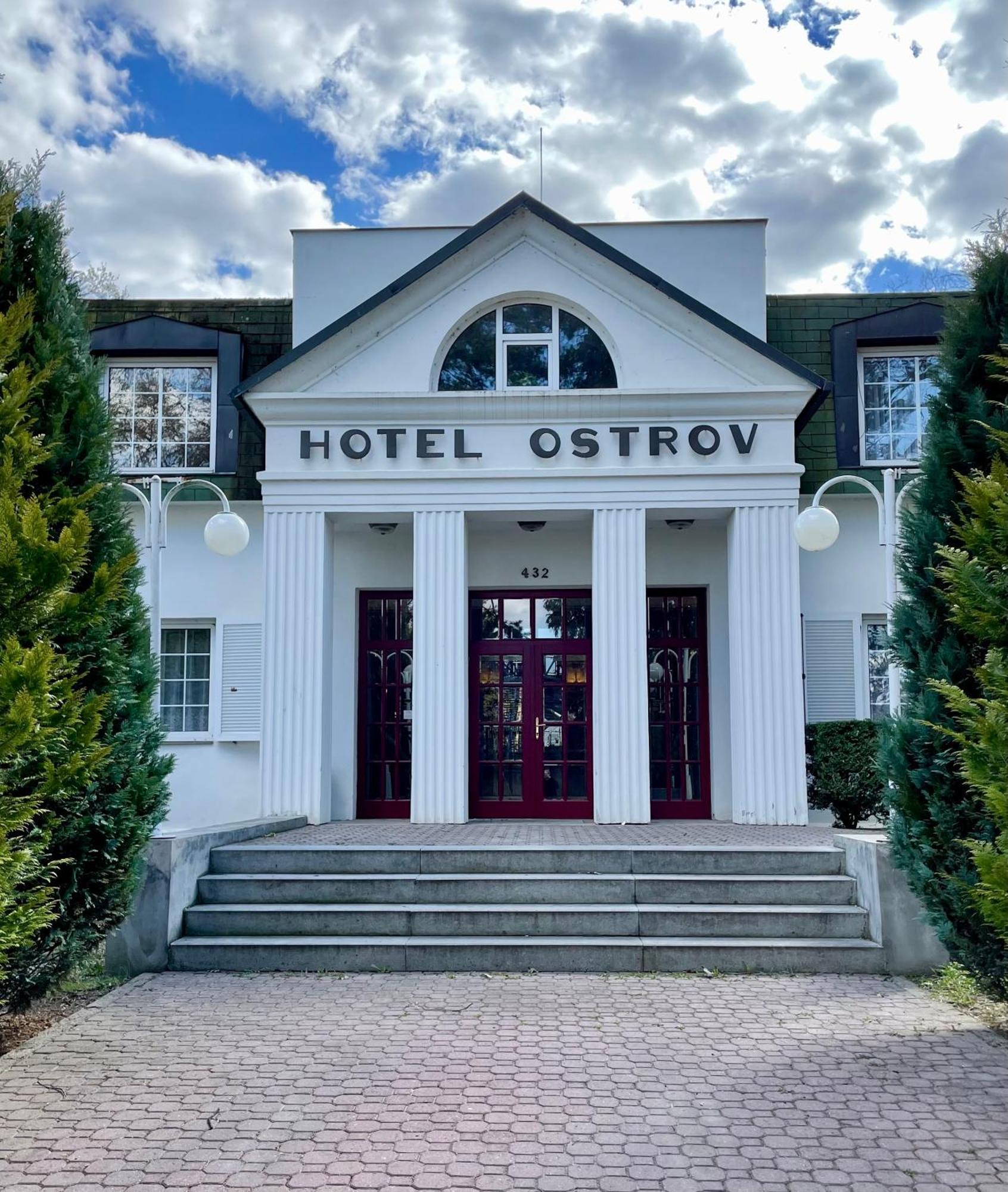 Hotel Ostrov Nymburk Dış mekan fotoğraf