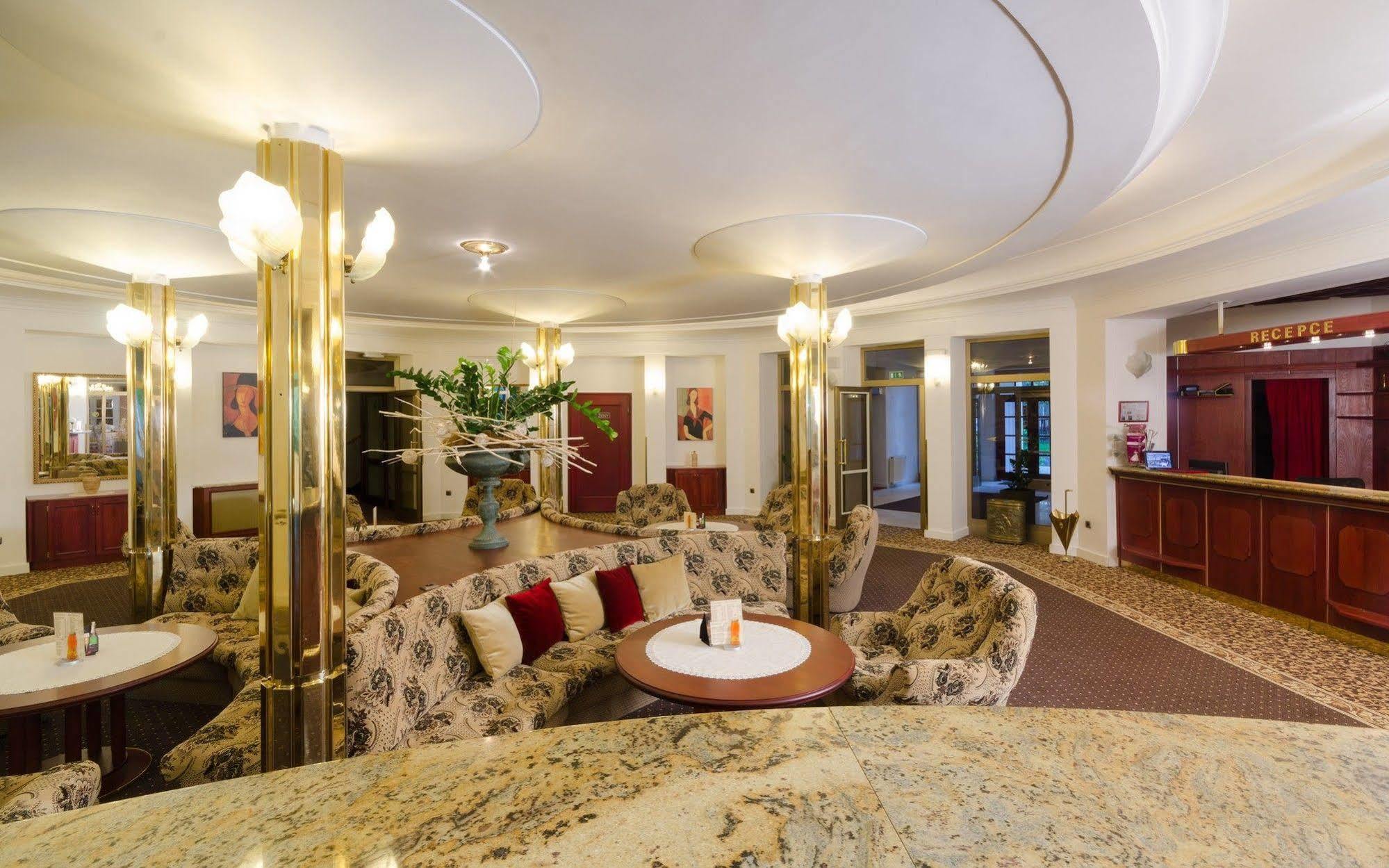 Hotel Ostrov Nymburk Dış mekan fotoğraf