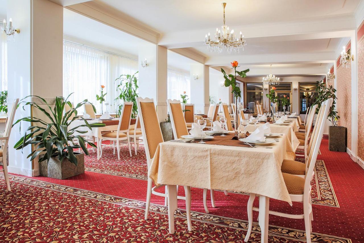 Hotel Ostrov Nymburk Dış mekan fotoğraf