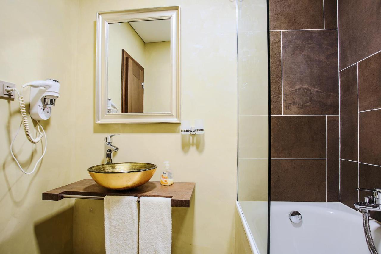 Hotel Ostrov Nymburk Dış mekan fotoğraf